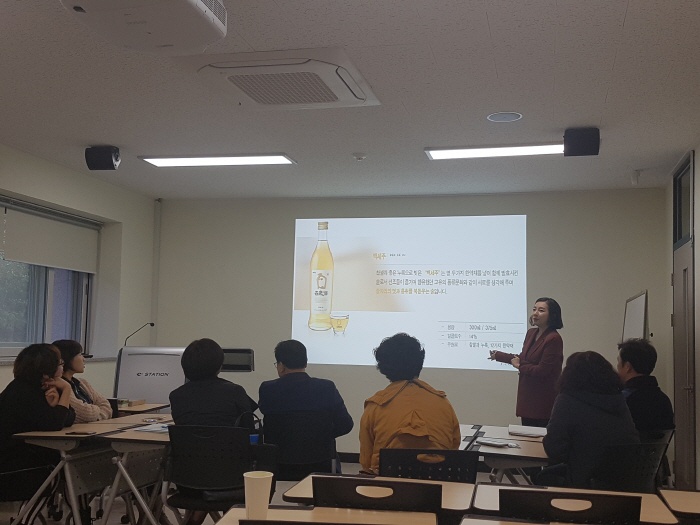 2017. 11. 11. (토) < 비교과 아카데미 : 스토리로 비즈니스에 날개를 달자 >