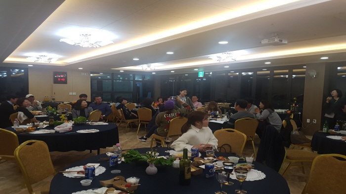 2018. 3. 30. (금) ~ 31.(토) < 2018년도 학과 M.T 신입생 소개 및 만찬 >